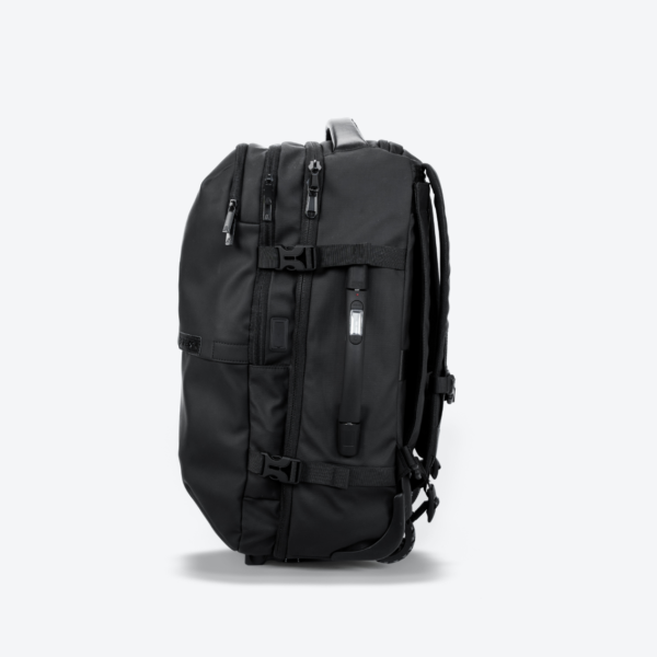 Built-in Vacuum System Travel Bag - Image 6